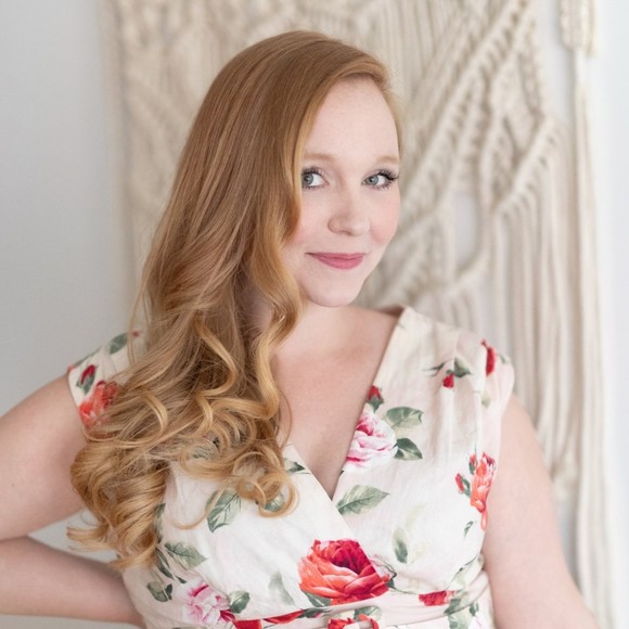 Meet your Posher, Jenna - Picture 1 of 1